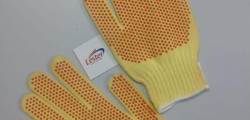 Luva de Kevlar em São Paulo com alta resistência a cortes, abrasão e temperaturas elevadas. A Lester oferece luva de Kevlar de proteção para ambientes industriais, garantindo mais segurança e eficiência nas atividades de alto risco.