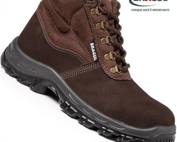 A botina Bracol Nobuck é bonita e protege os pés dos usuários diariamente em galpões e fora deles. Consulte - nos 11 4061 1200 comercial@lester.ind.br

