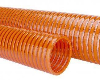 A mangueira Kanaflex flexível KP é aplicada em sucção, conta com parede espessa para resistir a pressões e dispõe de diâmetros variados para encaixe perfeito com flexibilidade para manobras acentuadas.
