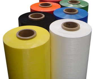 O filme stretch preto é uma embalagem versátil capaz de fazer pacotes ocultos, preservando os produtos de exposições indesejáveis.


