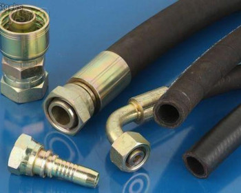 Usadas para substituir tubulações, as mangueiras hidráulicas são equipamentos resistentes e têm uma logística de locomoção quanto à condução de água, ar, fluídos, óleo, etc.

