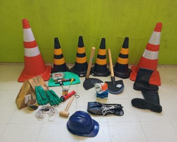 Encontre aqui o seu kit de emergência para transporte de produtos químicos atualizado nas normas NBR 9735 e NBR 15071 à pronta entrega !!!