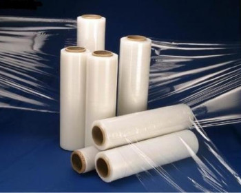 O filme stretch 500x25 para embalagem estirável é utilizado tanto para uso doméstico quanto em escala industrial. Com a finalidade de proteger e unitizar cargas paletizadas e diversos produtos a granel ou embalados. Garante o processo de movimentação e transporte, protegendo o contra violação, poeira e umidade.