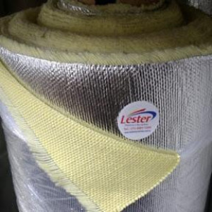 O tecido de aramida aluminizado tem grande poder retardante de temperatura ou vapor. Estes tipos de tecidos aluminizados em aramida tem uma gama de aplicações na indústria química, petroleira, civil e de mineração.

