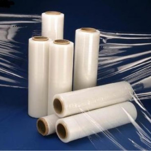 O filme stretch 500x25 para embalagem estirável é utilizado tanto para uso doméstico quanto em escala industrial. Com a finalidade de proteger e unitizar cargas paletizadas e diversos produtos a granel ou embalados. Garante o processo de movimentação e transporte, protegendo o contra violação, poeira e umidade.