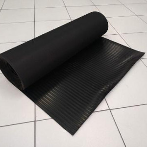 O Lençol de borracha neoprene CR-4147 oferece regular resistência à compressão e abrasão com moderada resistência a óleos e graxas. Utilizado na confecção de juntas, forros de bancadas, apoios entre outros.