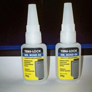 A Lester equipamentos é distribuidor da linha de produtos Tekbond marca renomada no mercado de adesivos industriais, confira as melhores ofertas do Adesivo instantâneo super cola tek bond !!!