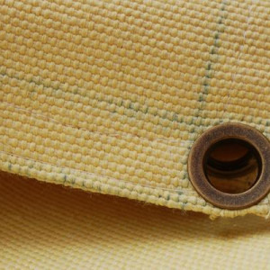 A manta de proteção para solda é um item de segurança essencial utilizado para proteger superfícies, equipamentos e pessoas contra respingos de metal fundido, faíscas e calor intenso. Elas são fabricadas com materiais resistentes a altas temperaturas, como fibra de vidro, sílica ou aramida (Kevlar).