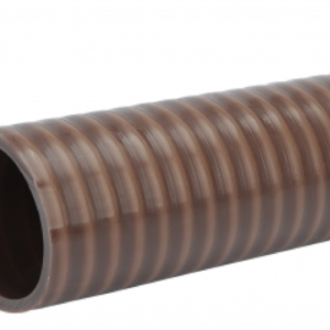 A mangueira Kanaflex flexível KFA conta com um espiral marrom petróleo e antiestático e é confeccionada em PVC flexível para fazer a função do raio de curvatura menor. O PVC faz com que o formato não ceda quando aplicado no vácuo. 

